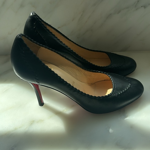 Christian Louboutin Marpelisimo Twisted Pump sz 36.5
